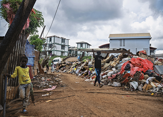 A Mayotte, la reconstruction dans toutes les têtes